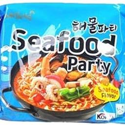 Samyang Seafood Instant Noodles (125g)-image-3