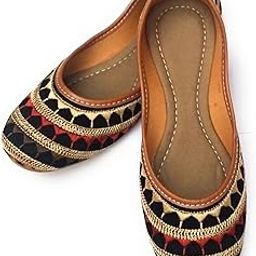 NIHARIKA Women Punjabi Embroidery Jutti with Beautiful Design-image-8