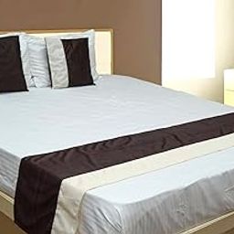 Vissage Brown and Cream Double Bed Runner with 2 Cushion Covers-picture-26