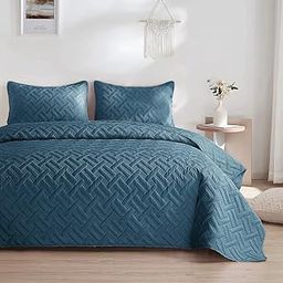 VAS COLLECTIONS 100% Cotton Luxury Ultrasonic Embossed Solid Lightweight Microfiber Basket Pattern Bedspreads/Quilted Bed Cover for All Season with 2 Pillow Case King Size - 90x100 inches - Teal-24