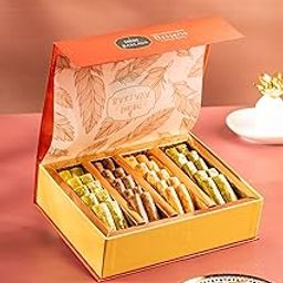 Assorted Turkish Lady Finger Baklava – 250g Premium Middle Eastern Sweets – Handmade Phyllo Pastry with Nuts & Honey Syrup – Ideal Gift for Weddings & Parties-image-68