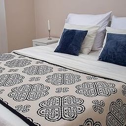 SAOL Bed Scarf Runner with Celtic Knots (Grey, King Bed)-image-22