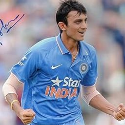 5x7 Inches Original Autographed Photo of Indian Cricketer Axar Patel-image-87