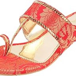 mochi Women Ethnicwear Kolhapuri Block Heel Sandal-picture-23