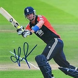 5x7 Inches Original Autographed Photo of English Cricketer Kevin Pietersen-image-90