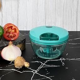 Kiko Handy and Compact Vegetable Chopper with 3 blades for effortlessly chopping vegetables and fruits for your kitchen. 500ml-30
