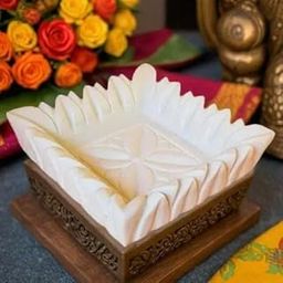 Jairi Traders Decorative Leaf Edges 6" Marble Bowl, Hand Carved Marble Tray, Decorative Bowl, Home Decor, Gift-image-1