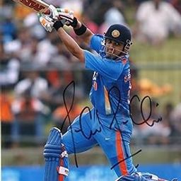 5x7 Inches Original Autographed Photo of Indian Cricketer Gautam Gambhir-image-97
