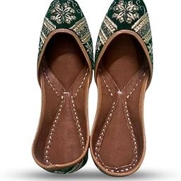 Women’s Traditional Ethnic Embroidered Jutti – Handcrafted Punjabi Footwear for Weddings, Festive, and Casual Wear-image-27