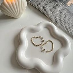 TREETRUNK® Flower Shaped | Aesthetic Tray | Minimalist Decor | Jewellery Trinket Tray | Minimalist Organizer | Multipurpose (15.1×14.7 ×1.7cm) (Off White)-image-92