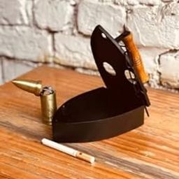 BOGEN LITE IRON AND WOOD ASH TRAY-17