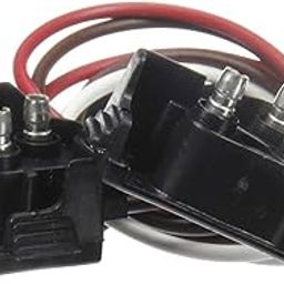 Truck-Lite (94932) Stop/Turn/Tail Light Plug-15