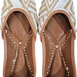 Embroidered Leather Punjabi Jutti, Beige and White-picture-10