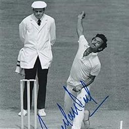 5x7 Inches Original Autographed Photo of Indian Cricketer Madan Lal-image-79