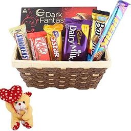 SFU E Com Creamy Choco Gift Hamper | Valentine Heart Teddy Bear With Chocolate Combo | Valentine Chocolate Hamper | 457-9