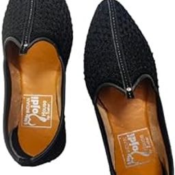 Men's Black Embroidered Mojari Jutti – Perfect Wedding Footwear-image-67