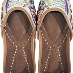 Women's Ethnic Embroidered Jutti, Beige and Multicolour-picture-39