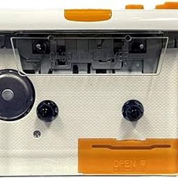MICROWARE Ezcap Cassette Player,Portable Tape Player Captures MP3 Audio Music via USB Compatible with Windows 2000 XP Vista 7 8 Convert Walkman Tape Cassettes to i-Pod Format EPL-145CA-26