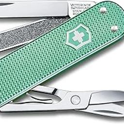 Victorinox Swiss Army Knife - FRESH. STYLISH. COLORFUL SWISS CLASSICS - 5 Function, Multitool with a Pair of Scissors in Alox Scales - Minty Mint, 58 mm-31