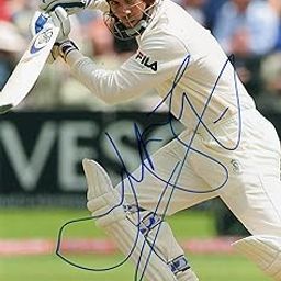 5x7 Inches Original Autographed Photo of Australian Cricketer Justin Langer-image-74