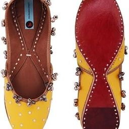 Yellow ghungroo Jutti for Women | Punjabi Jutti | Mojari for Ladies | Bridal Soft Leather Ethnic Juttis-image-72
