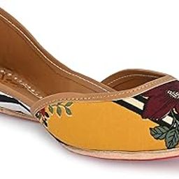 Women Yellow and Maroon Printed Handcrafted Mojaris-image-3