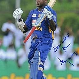 8x10 Inches Original Autographed Photo of Sri Lankan Cricketer Sanath Jayasuriya-image-13