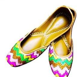 Women Ethnic Handcrafted Leather Jutti (Red)-image-20