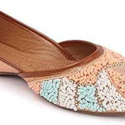 Women Embellished Mojaris-image-1