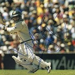 5x7 Inches Original Autographed Photo of Australian Cricketer Justin Langer-image-90