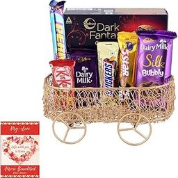 SFU E Com Home Décor Basket Gift & Creamy Chocolates | Valentine Chocolate With Love Greeting Card | Valentine Chocolate Hamper | 678-19