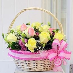 EG2i Mixed Roses Basket with Green Fillers Real Bunch | Handpicked Fresh Flowers Bouquet for Birthday, Love, Anniversary, Valentine’s Day & Special Occasions | Elegant Gift Wrap | Same-Day Delivery-image-62