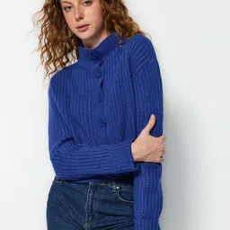 Trendyol Self Designed High Neck Crop Cardigan-picture-5