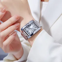 Daniel Hechter Women Dial & Stainless Steel Straps Analogue Watch DHW2004-11-image-14