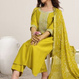 Gerua By Libas Floral Yoke Design Sequnnied Straight Kurta With Trousers & Dupatta-34