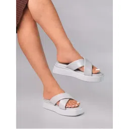 Monrow Grey Flatform Sandals-picture-2
