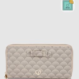 Caprese Women Printed Zip Around Wallet-32