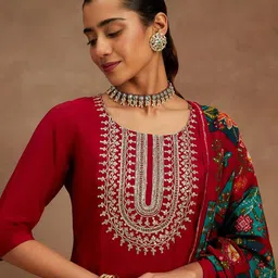 Libas Pink Ethnic Yoke Design Regular Sequinned Kurta & Trousers With Dupatta image 2