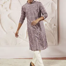 VASTRAMAY Floral Embroidered Thread Work Mandarin Collar Straight Kurta with Trousers-image-52