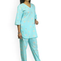 Freesia Array Floral Print V-Neck Pure Cotton Tunic & Trousers image 2