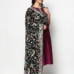 Dupatta Bazaar Black & Pink Embroidered Dupatta with Thread Work image 3
