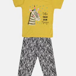 TINY HUG Girls Yellow & White T-shirt with Pyjamas-26