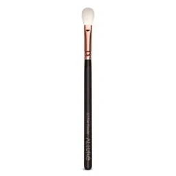 Allure Flat Blender Brush - 227-picture-1