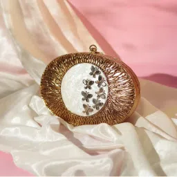 THE TAN CLAN Titly Wirework with Mother of Pearl Clutch-picture-29