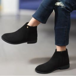 Carlton London Black Mid Top Zip Women Boots-picture-0