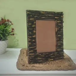 disoo fashions Black Gold Wood Photoframe-picture-42