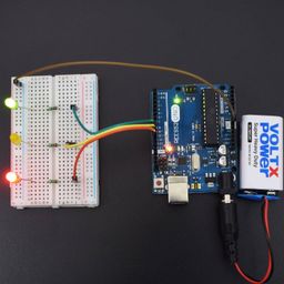 Make a Traffic Light System using Arduino Uno - KT946Make a Traffic Light System using Arduino Uno - KT946 image 1