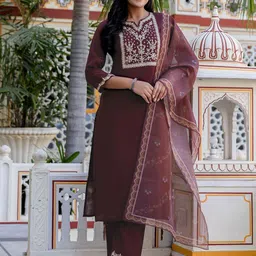 SKYLEE Women Floral Embroidered Kurta with Trousers & Dupatta-picture-10