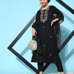 Kvsfab Floral Embroidered Regular Thread Work Kurta with Trousers & Dupatta-22