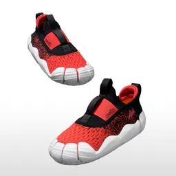 Aretto Kids Space Surfer Expanding Breathable Anti-Skid Enhanced Grip Slip-On Shoes-56